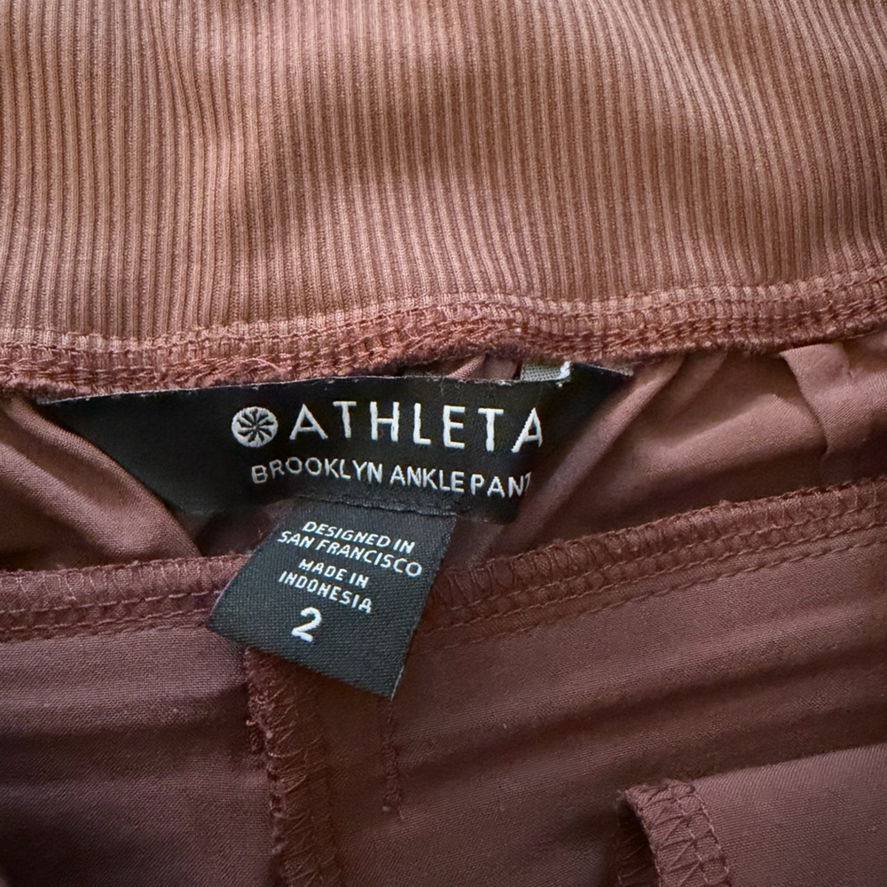 Athleta Brooklyn ankle pant,  Mauve - size 2 - Picture 5 of 5